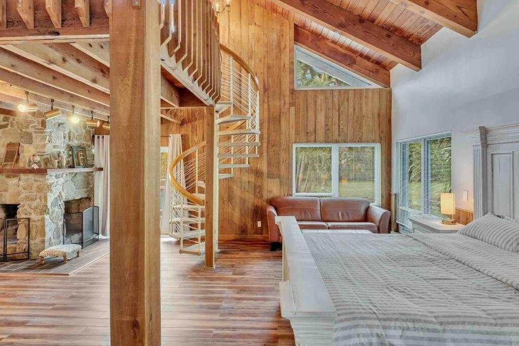 Rare Hidden Getaway Heated Pool 1.5 Acres! Sleeps 16 Villa Fort Lauderdale Dış mekan fotoğraf